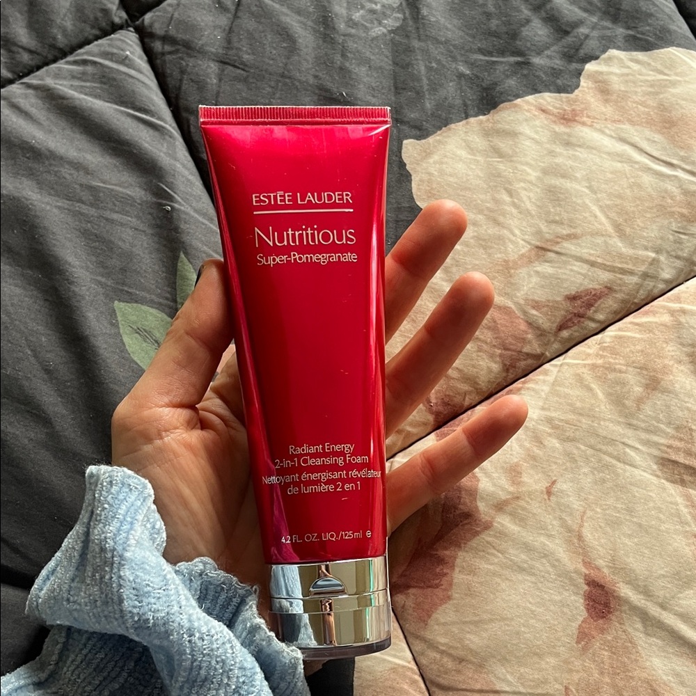 Estée Lauder 2 in 1 cleansing foam